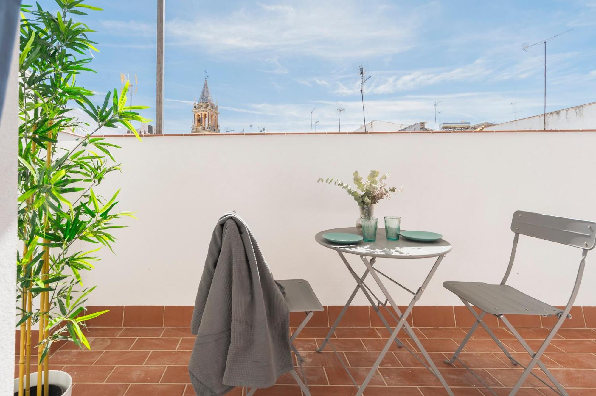Anfitrion Triana 3 Seville